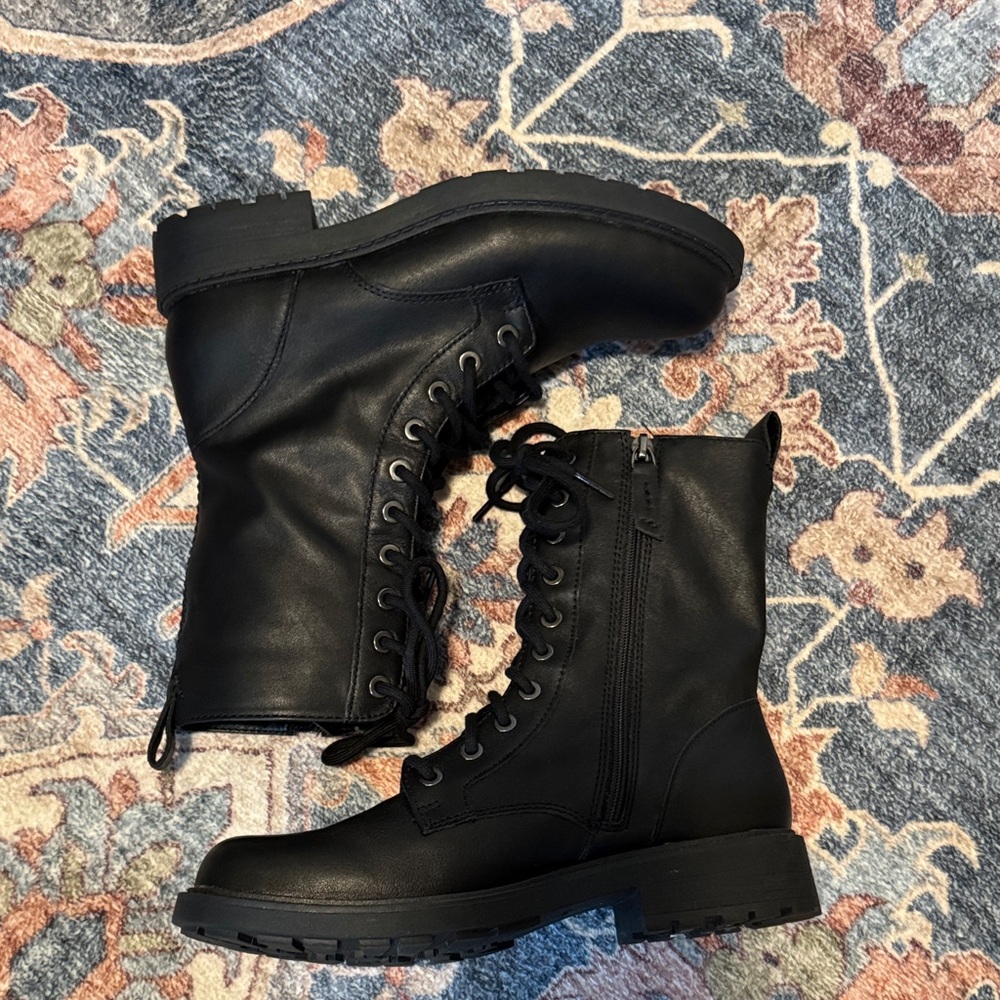 Clarks Black Leather Combat Boots - Picture 3 of 7